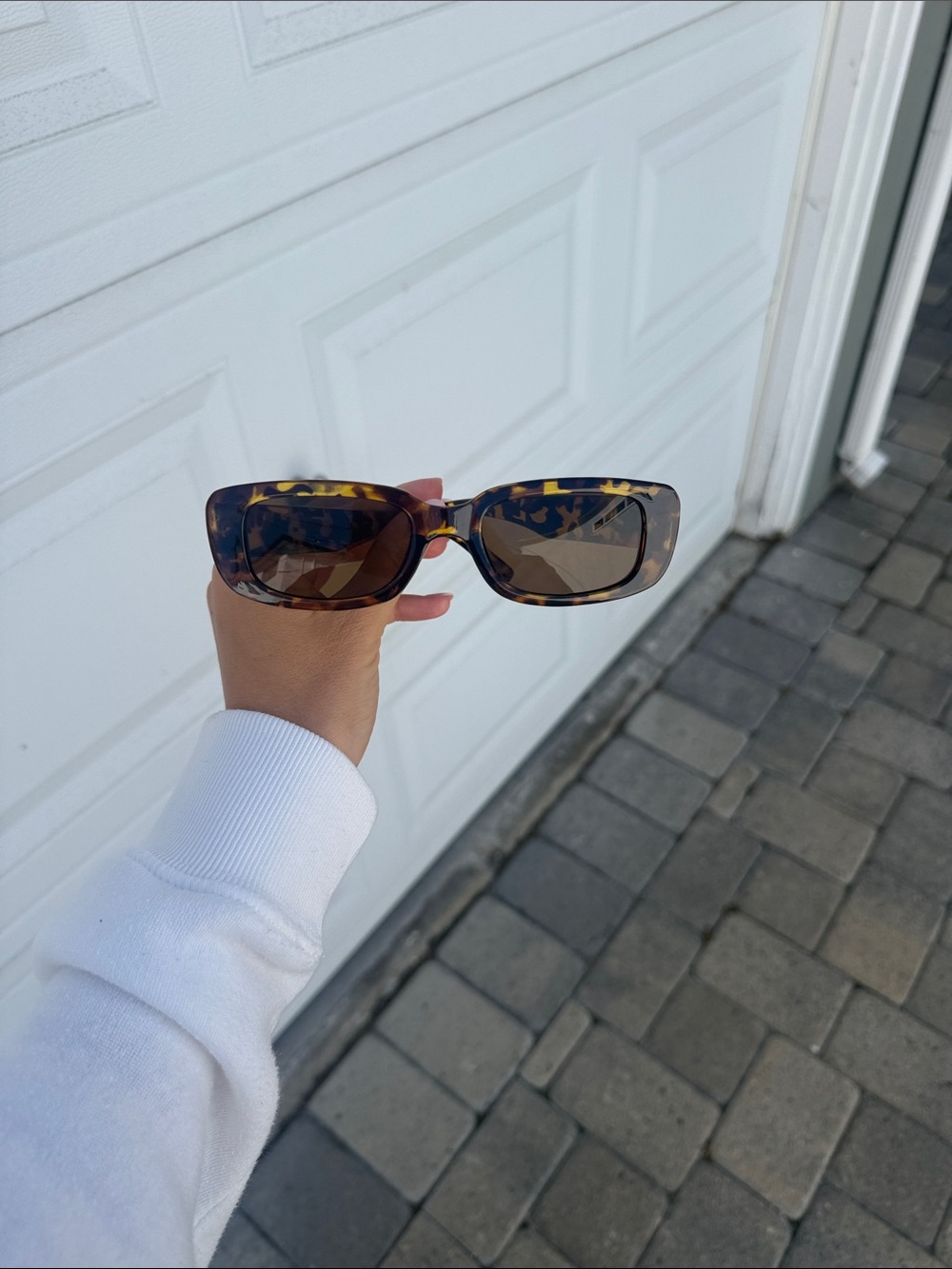 Tortoiseshell Rectangle Sunglasses - Brown Lens
